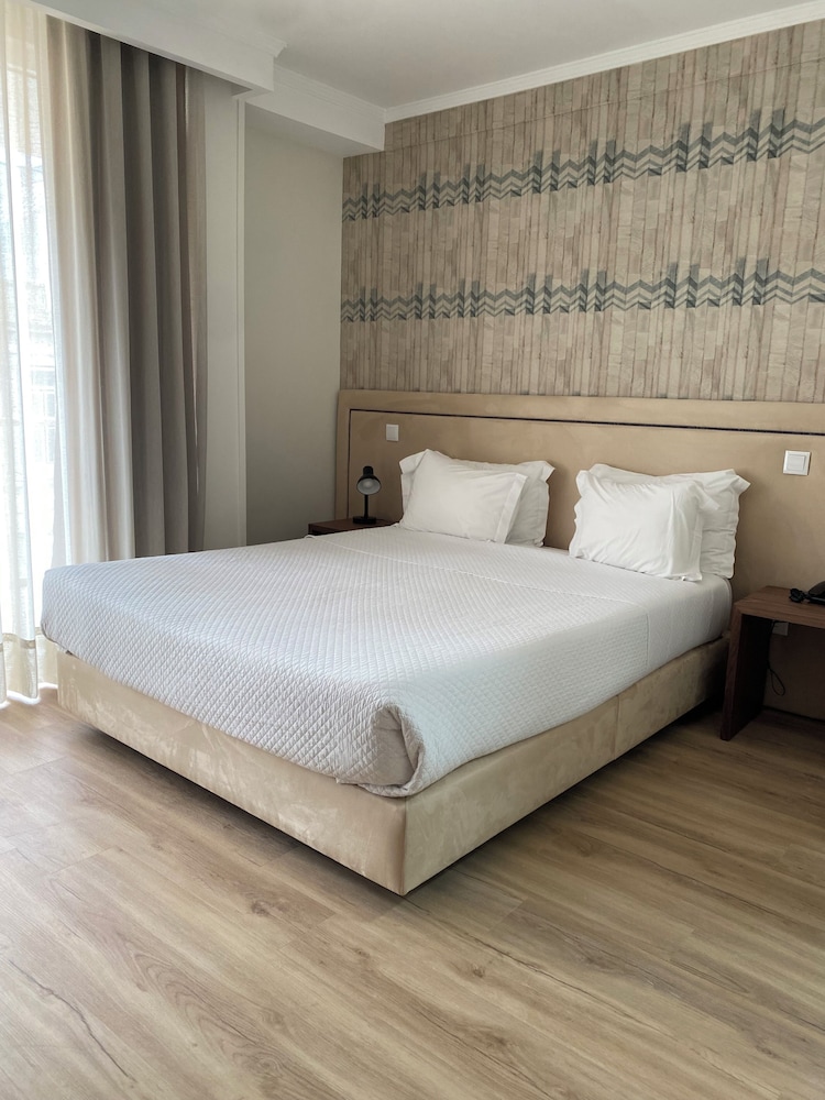 Hotel Porto Mar 16/48