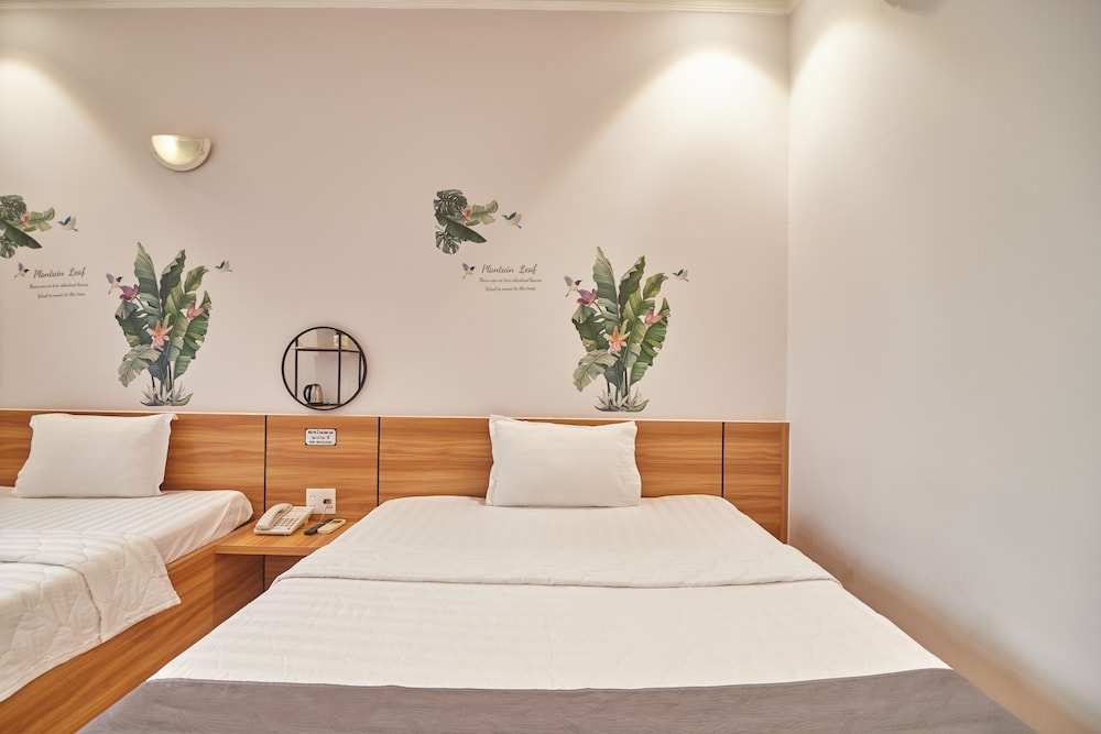 Bin Bin Hotel 2 24/50