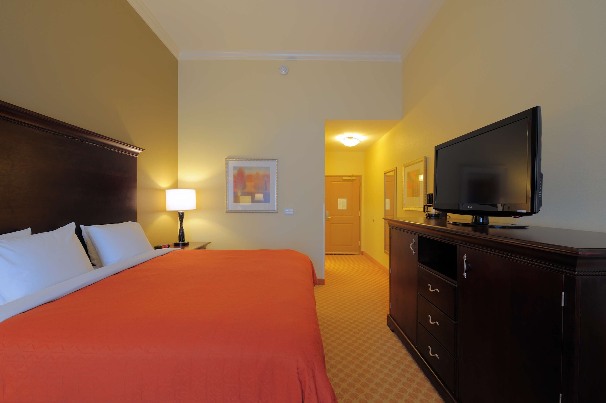 ROOM, KING BED, ACCESSIBLE