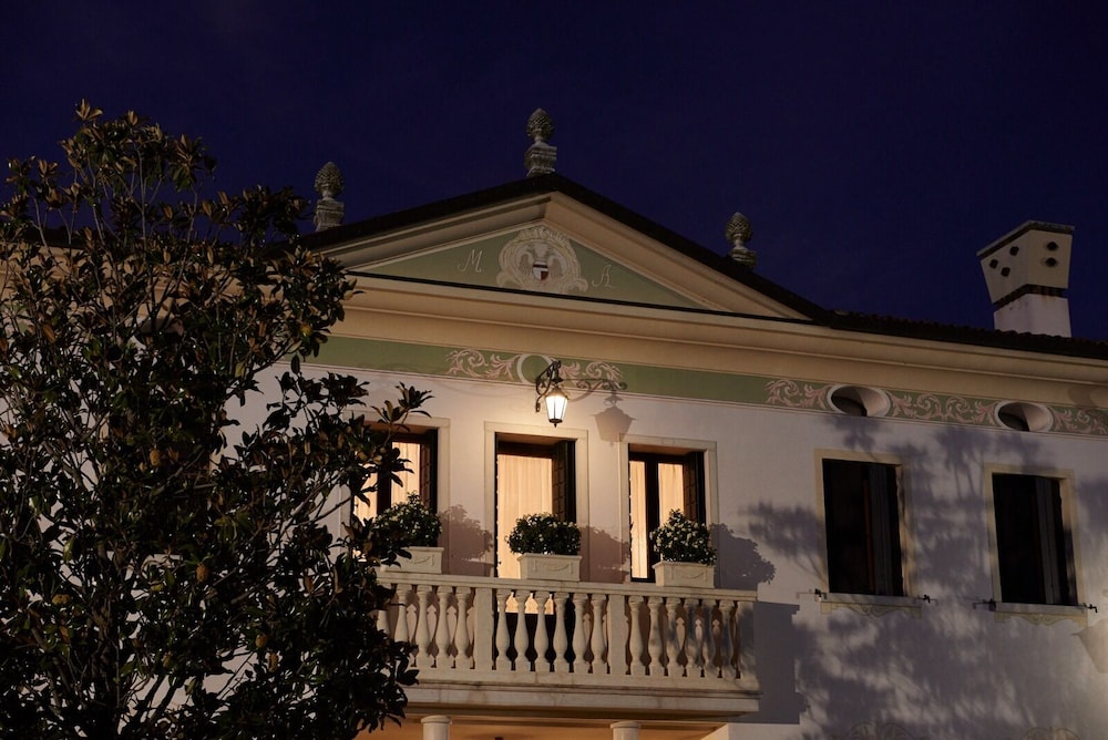 Villa Serena 2/36