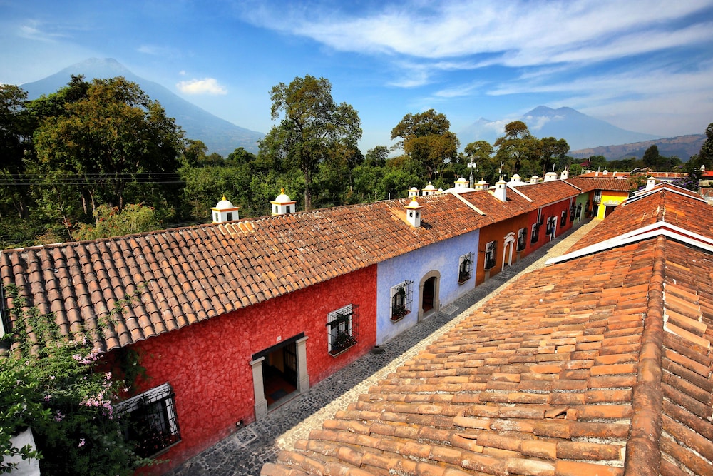 VILLA COLONIAL 46/49