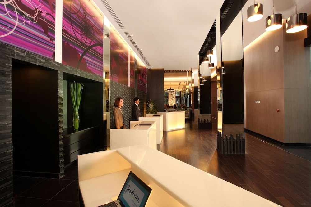 RADISSON SUITES BANGKOK SUKHUMVIT 10/73