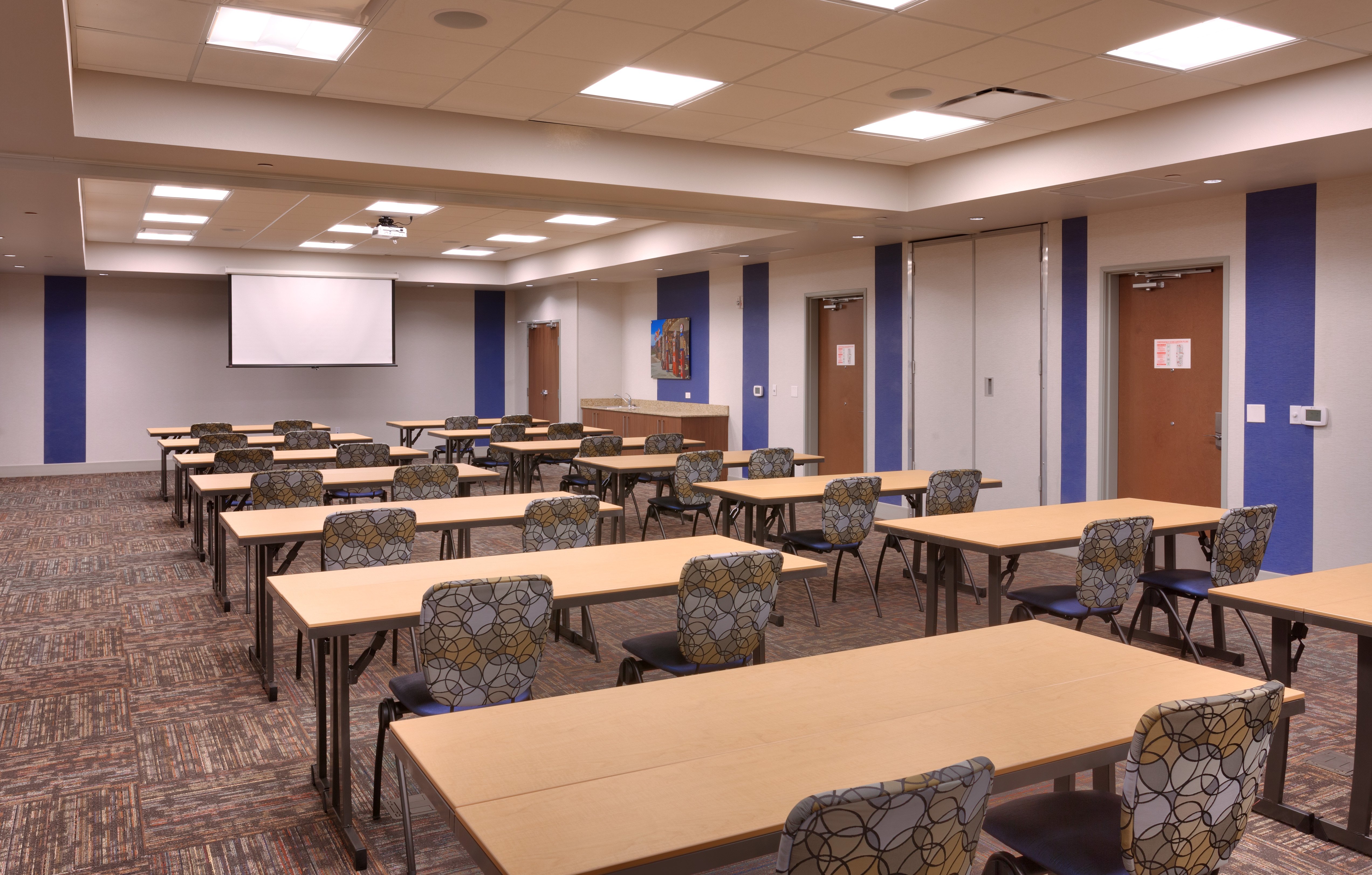 Holiday Inn Express Suites Phoenix West Buckeye 53/59