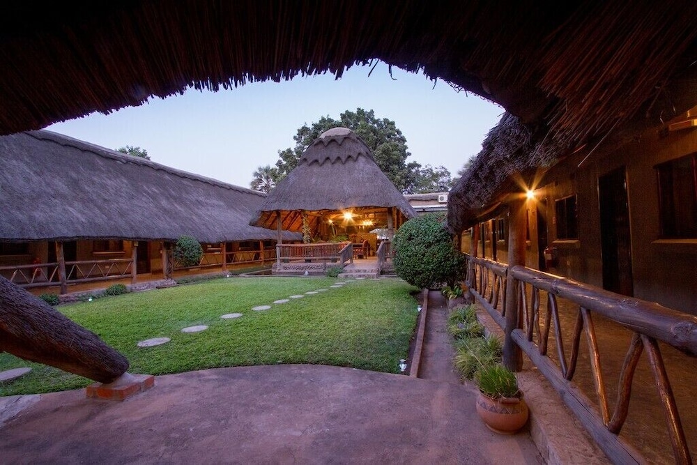 Ngolide Lodge 41/45
