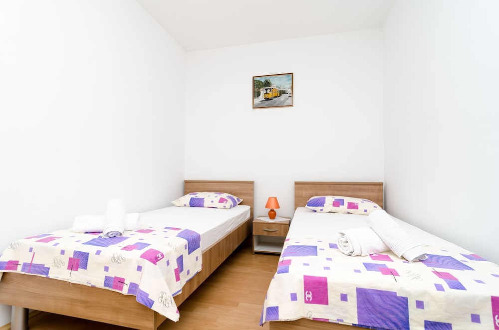 Rooms Karla 6/50