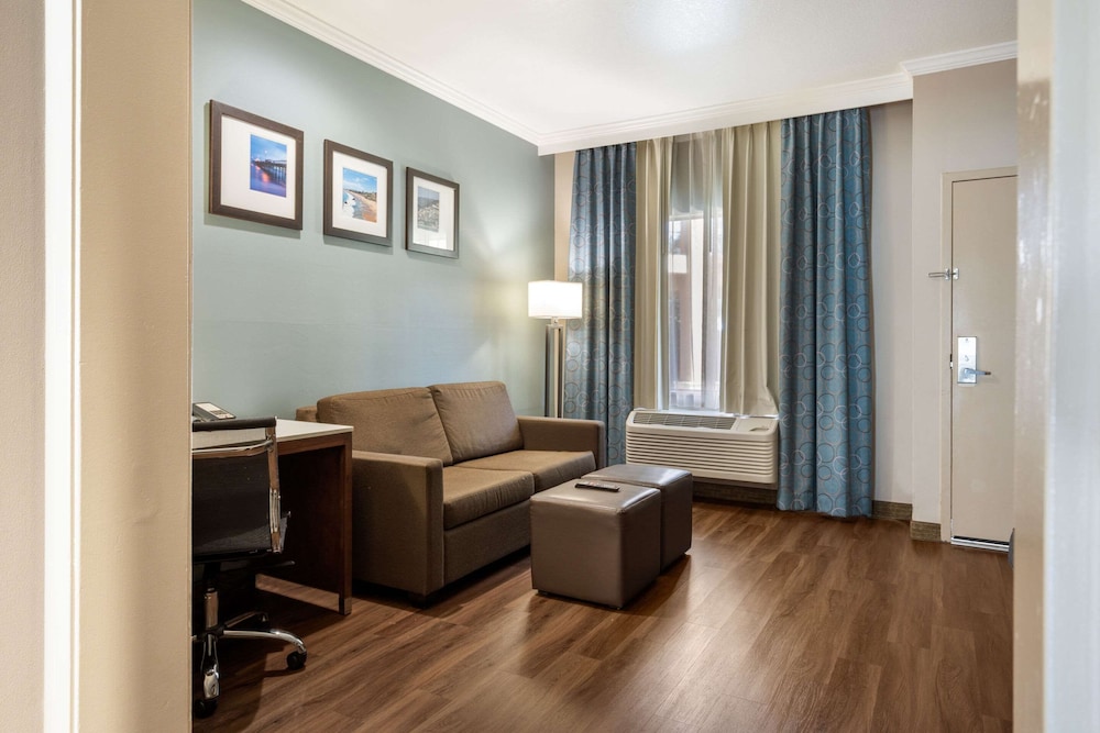 MainStay Suites Orange County John Wayne Airport 38/57
