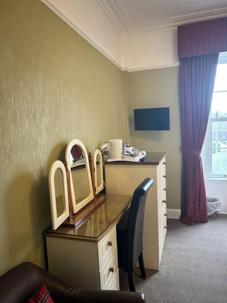Daviot House 30/45