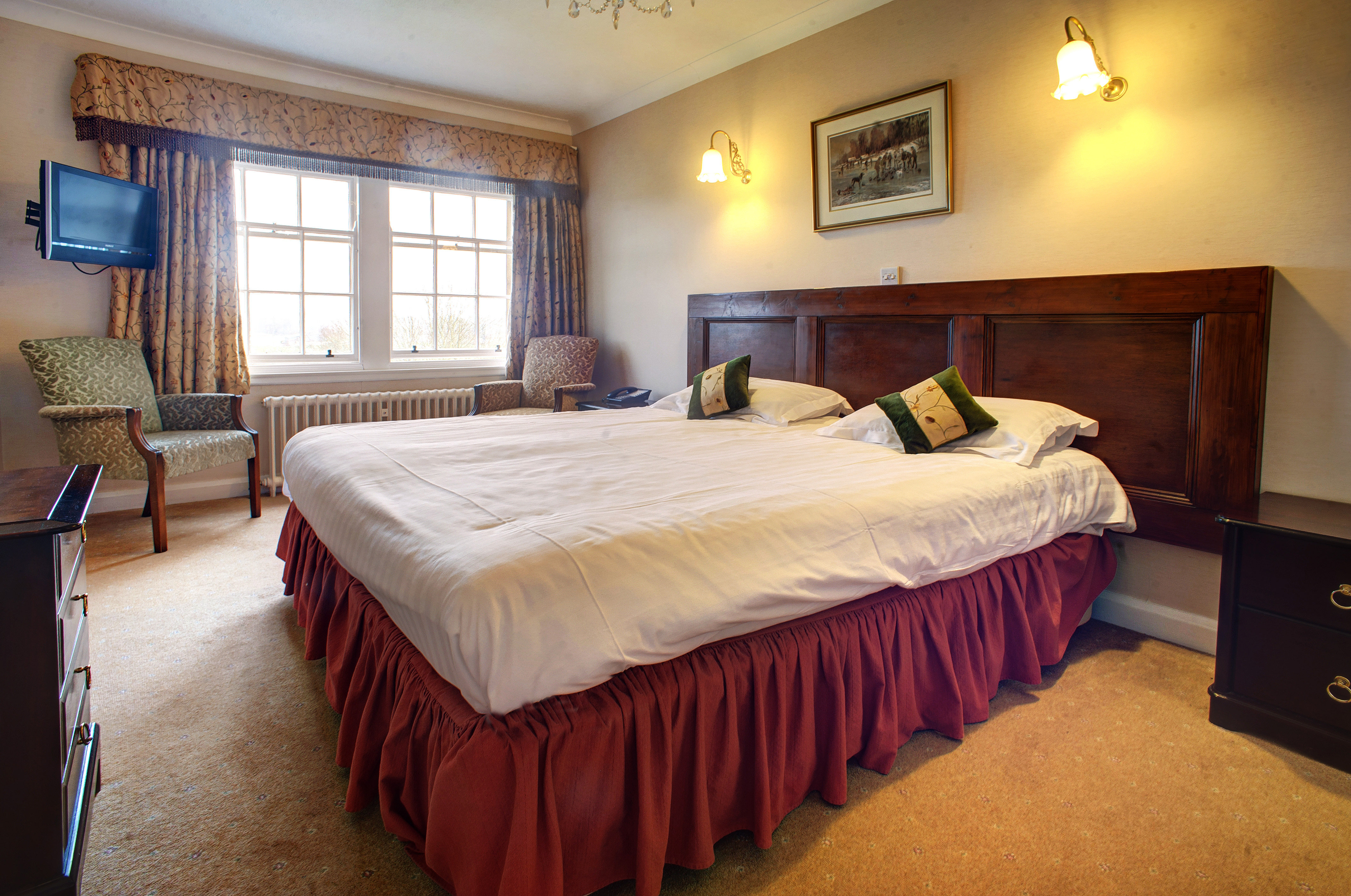 Ednam House Hotel 8/69