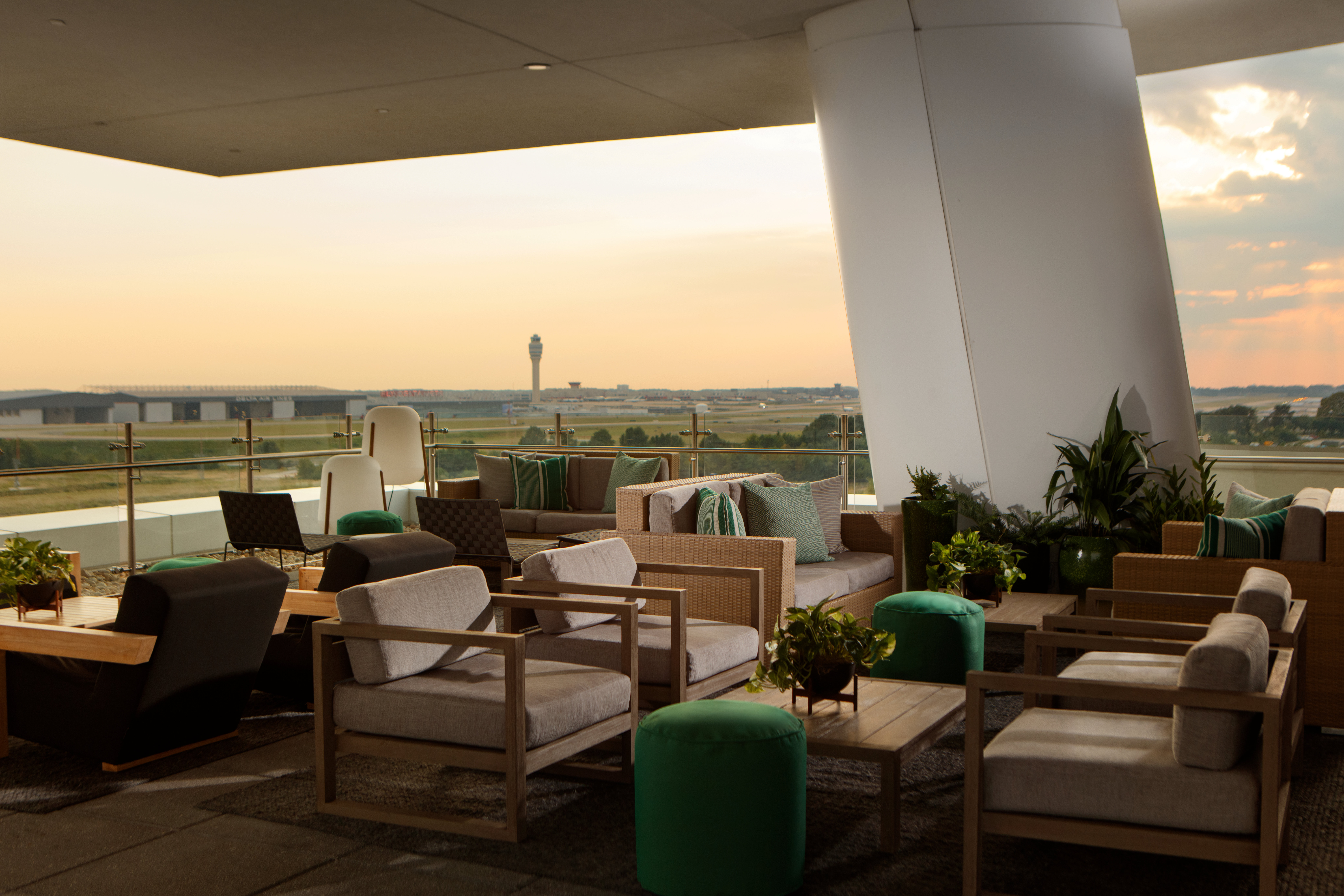 Kimpton Overland Hotel Atlanta Airport 50/80