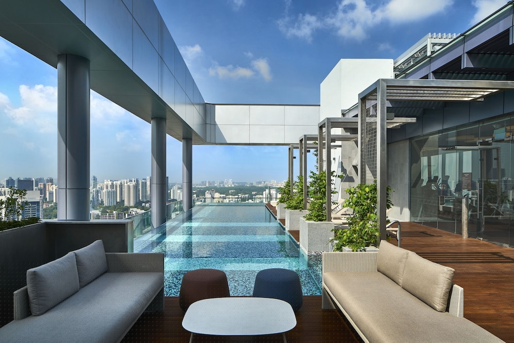 Courtyard Singapore Novena 28/33