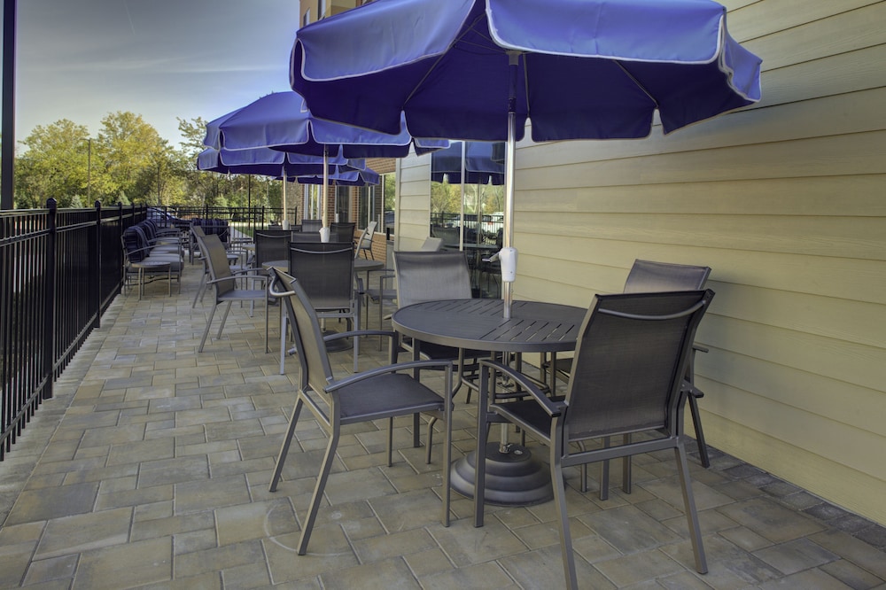 FAIRFIELD INN & SUITES DETROIT CANTON 11/20
