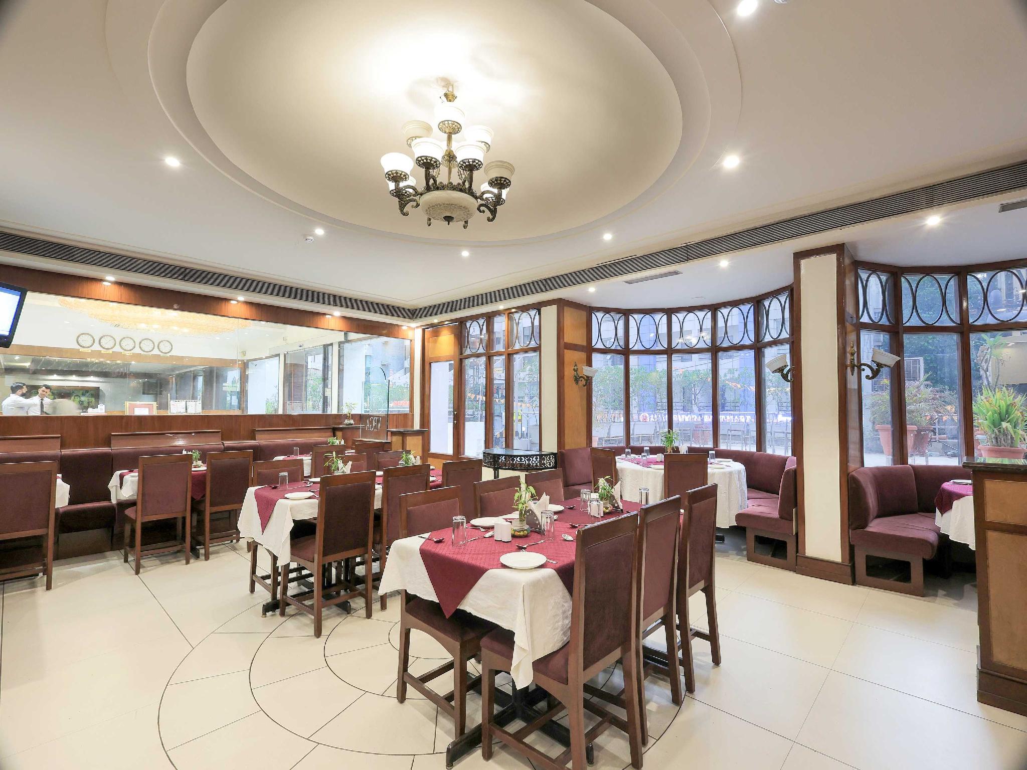 Oyo 9677 Hotel Surya 24/29