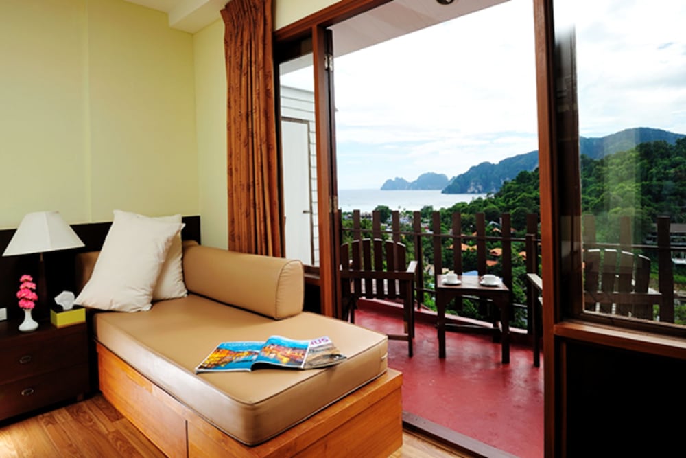 PHI PHI ARBOREAL RESORT 24/50
