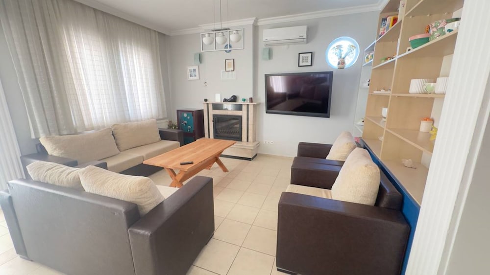 Mountain Valley Apart Hotel & Villas 29/50