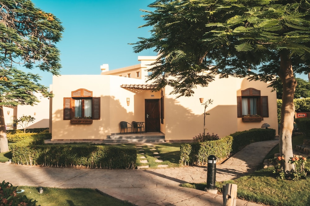 Nubian Island Hotel 62/70