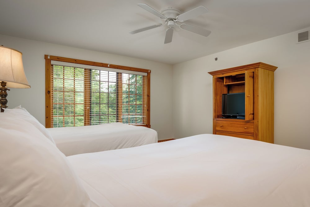 2 Bedrooms, Condo, Alpine, Village