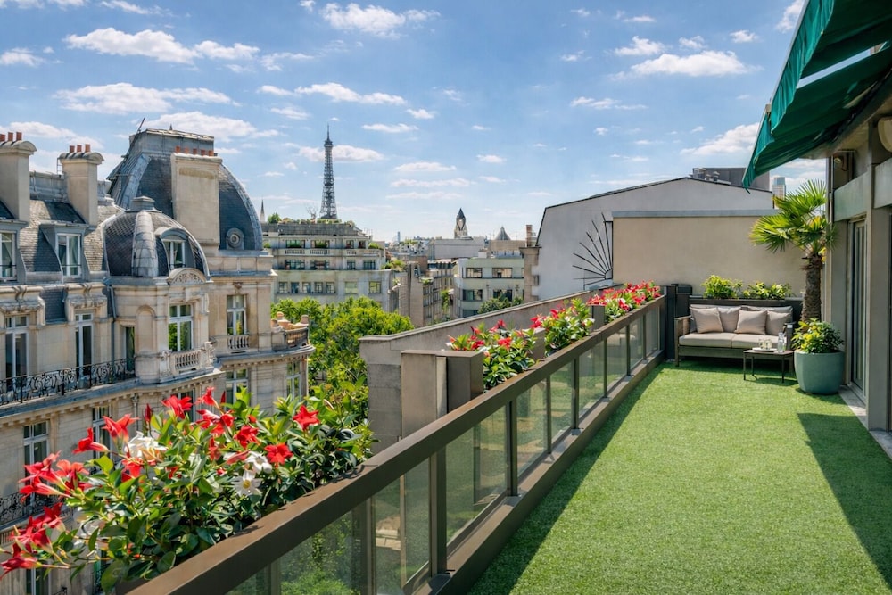 Warwick Paris Champs-Elysees 58/64