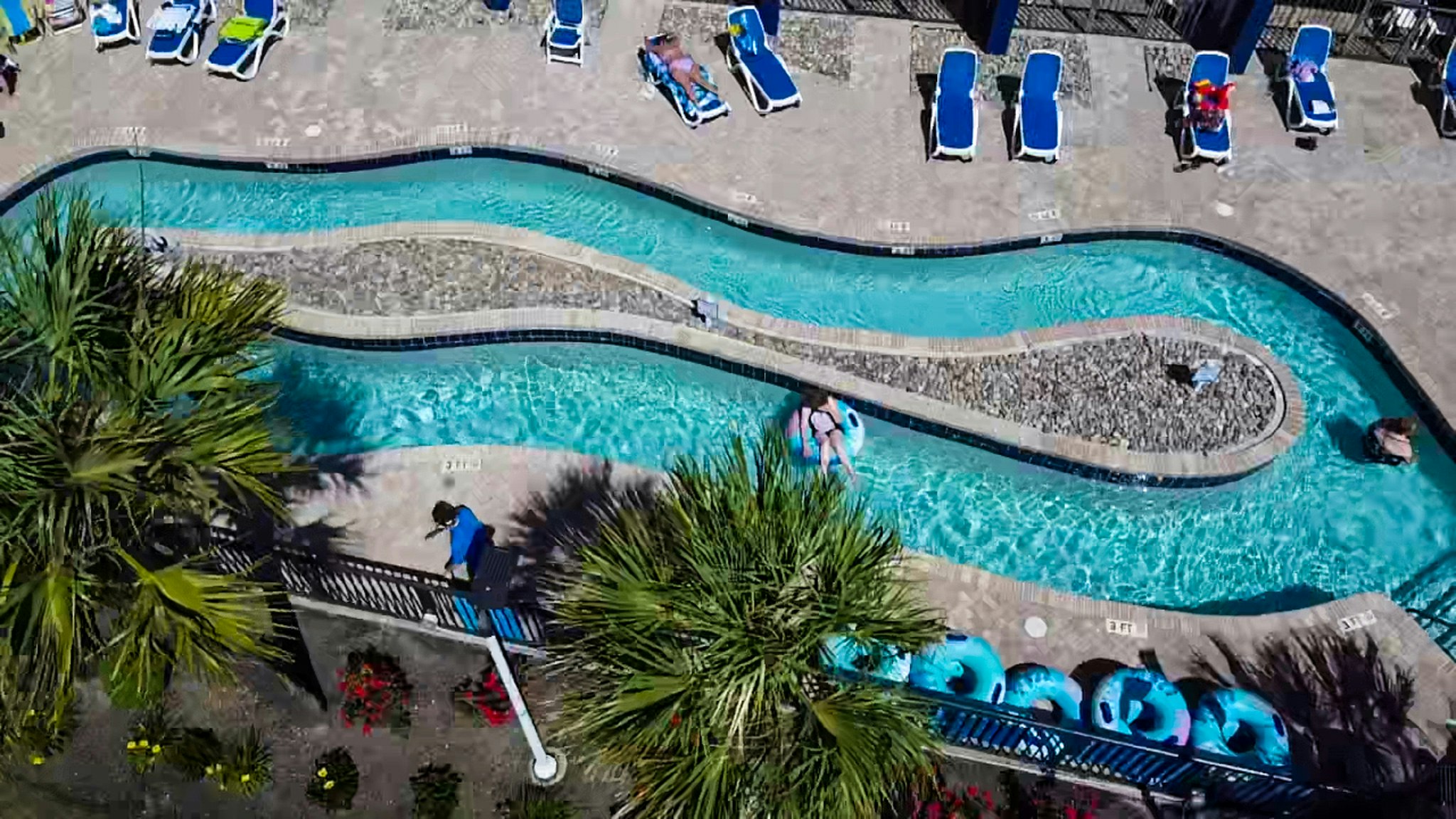 Grande Shores Ocean Resort 71/84
