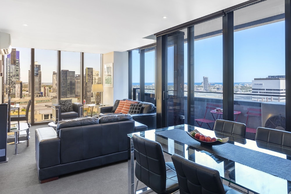 Aura On Flinders Serviced Apartment 68/78