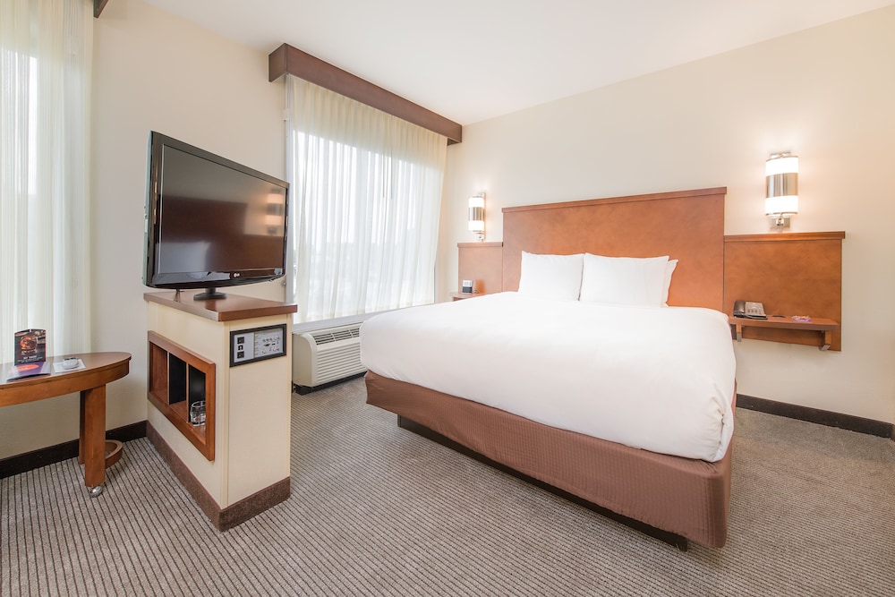 Hyatt Place Charleston Airport Convention Center 6/66