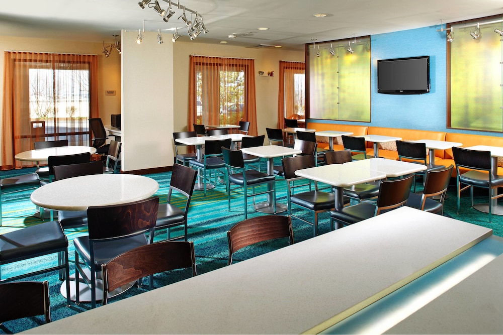 SpringHill Suites Pittsburgh Washington 21/21