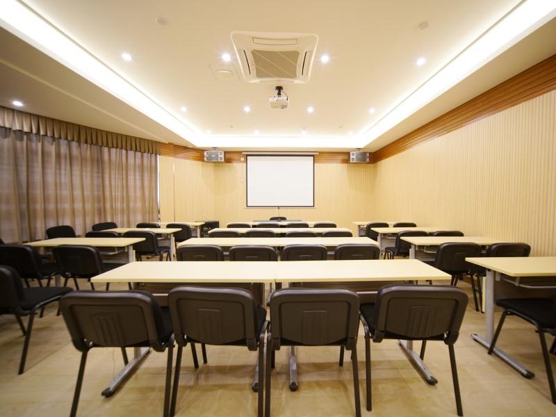GreenTree Inn ShanghaiBaoshan District Tieshan Road Youyi Road Hotel 32/32
