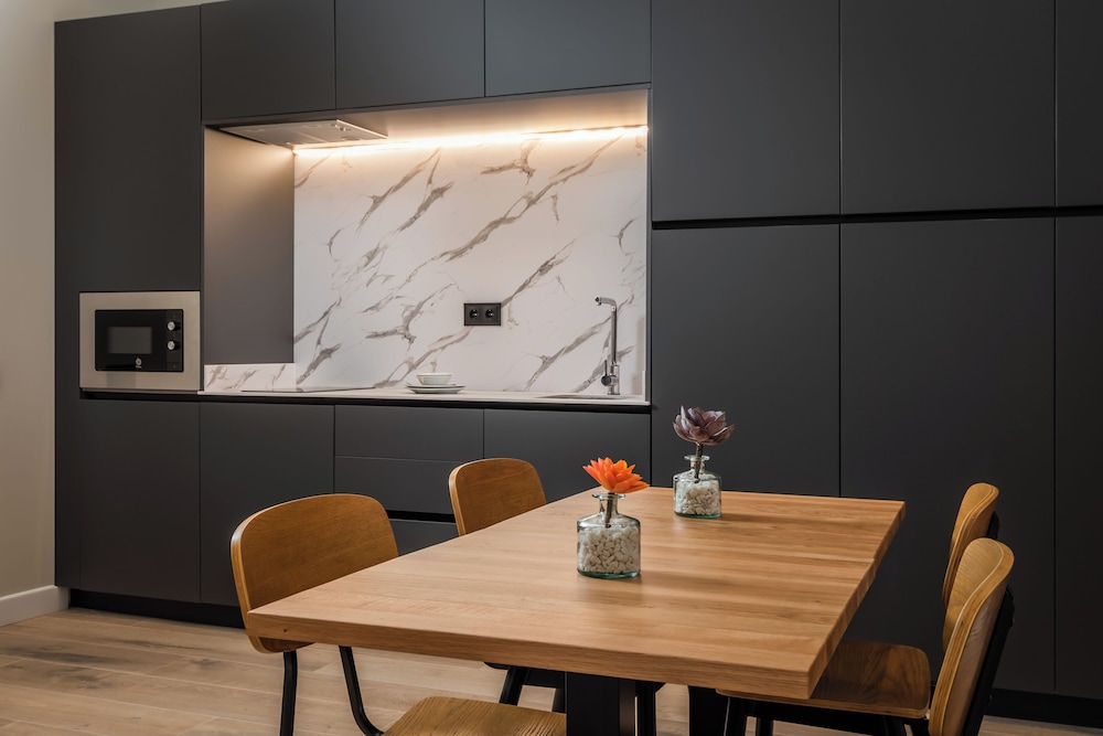 Aerohotel Barcelona Airport 24h 24/32