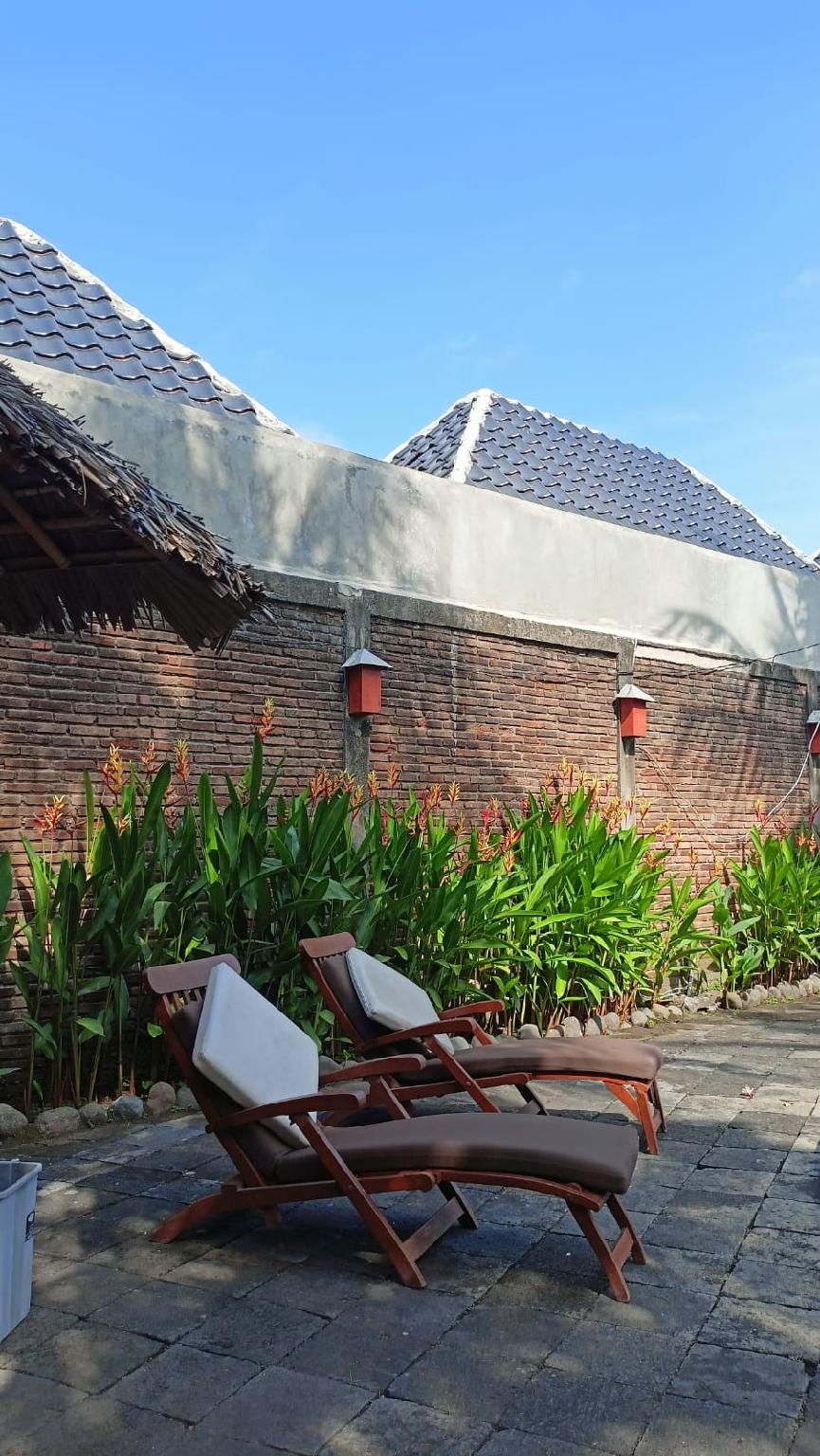 Nyiur Resort Hotel 30/32