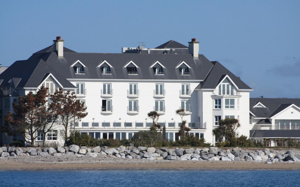 Garryvoe Hotel 4/53