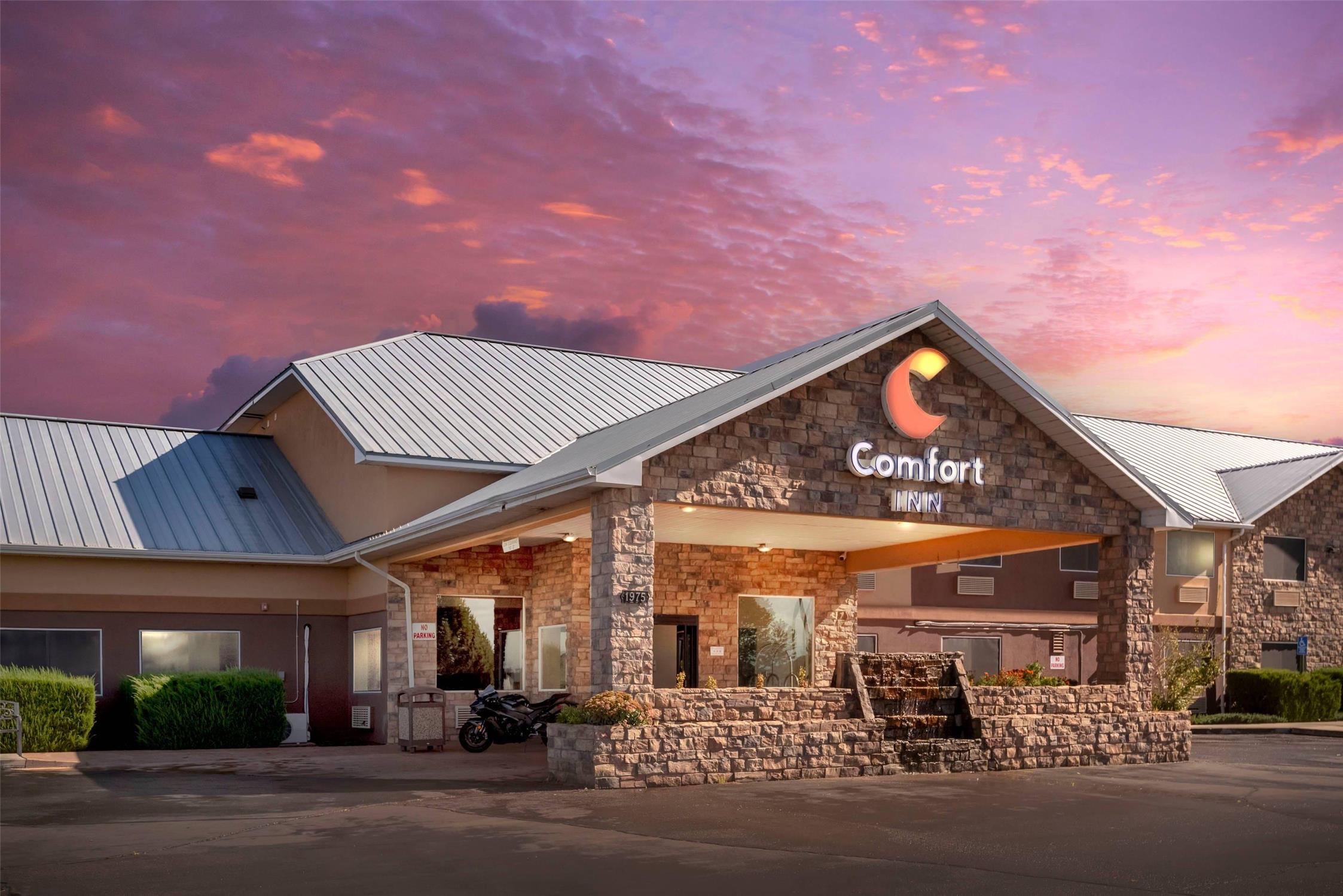 Comfort Inn Green River National Park Area 1/40