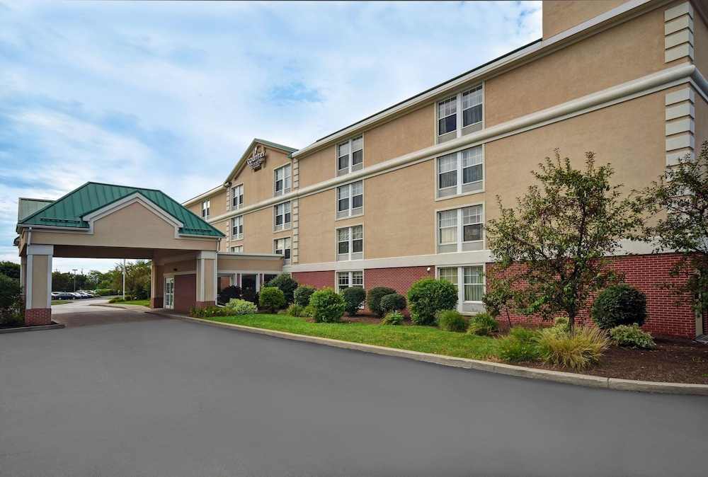 Spark by Hilton Rochester University Area 1/36