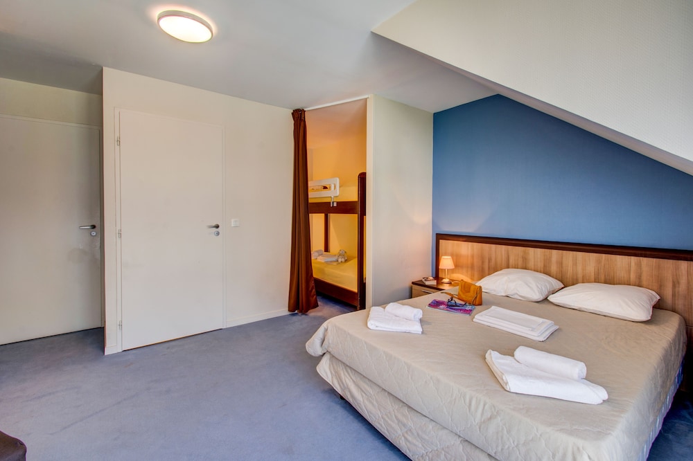Duplex, Apartment, Bunk Bed, Sofa