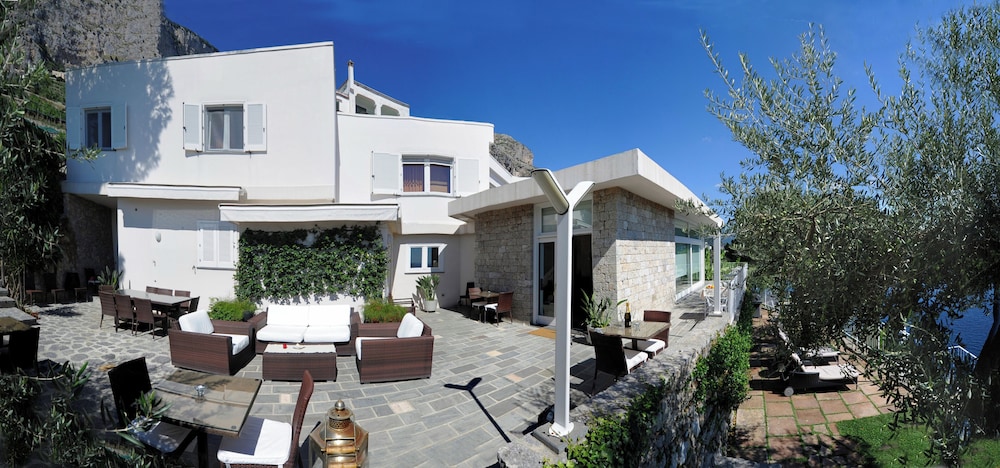 Santa Maria Luxury Country House Villa 1/50