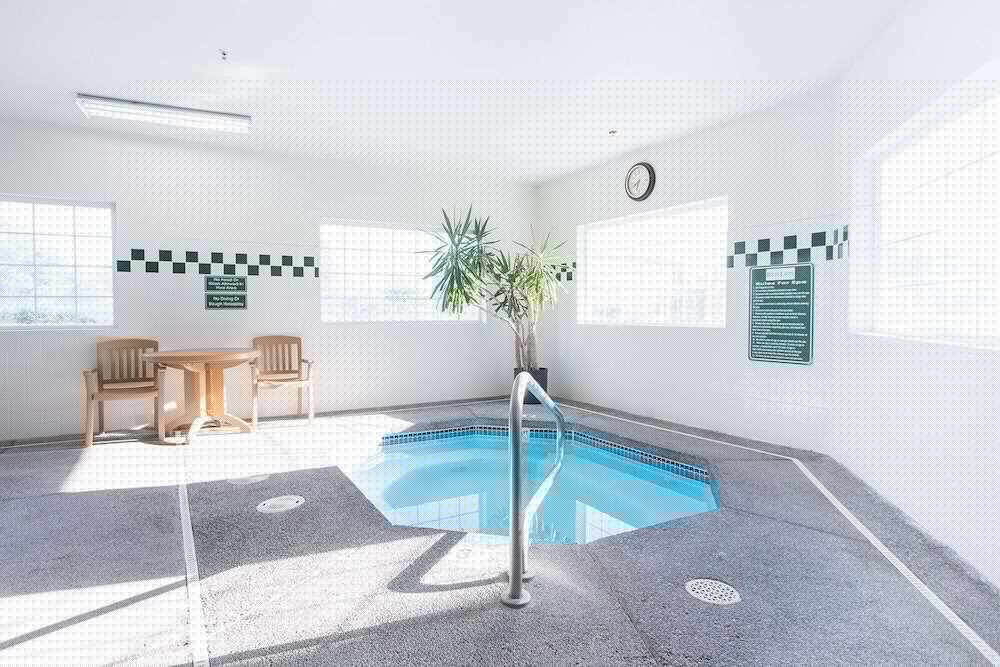 Red Lion Inn & Suites McMinnville 21/30