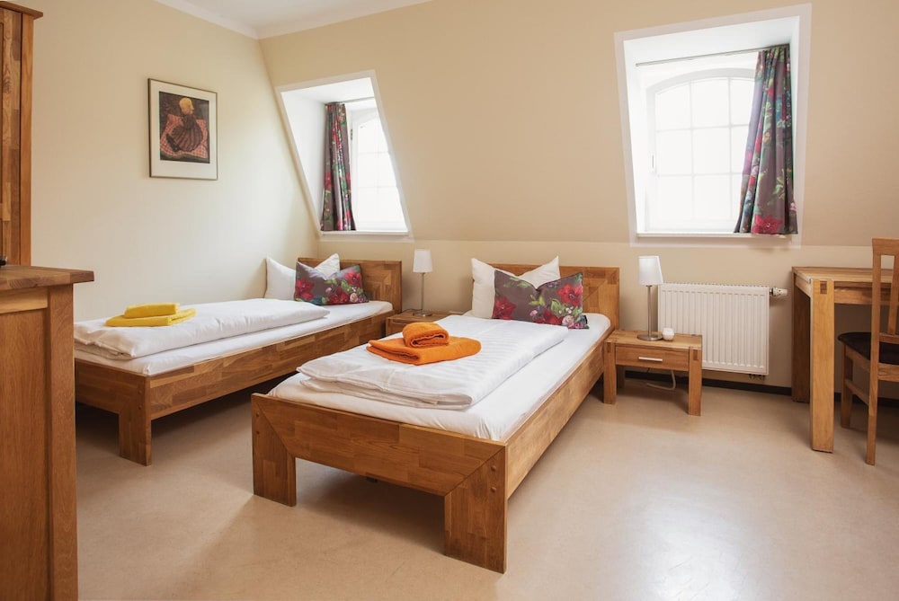 COMFORT, DOUBLE BED