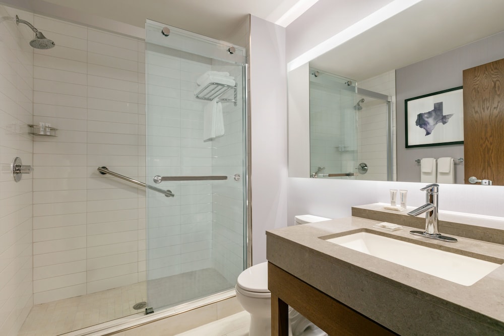 Hyatt Place Fort Worth/TCU 5/50