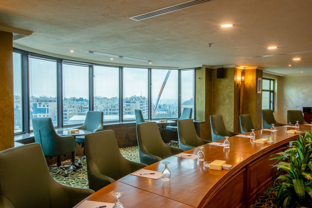 Bristol Hotel Amman 42/50