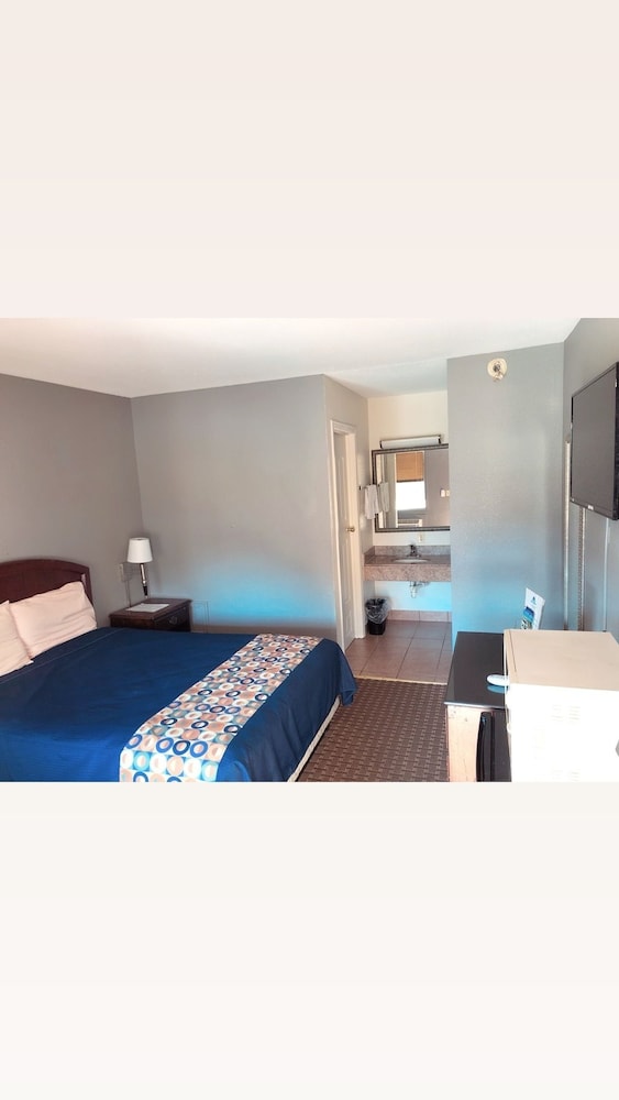 Americas Best Value Inn Princess Anne 15/17