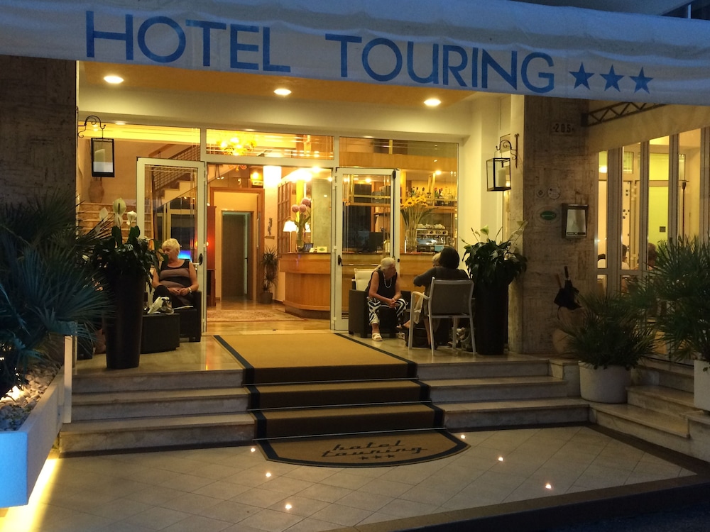 Hotel Touring 6/48
