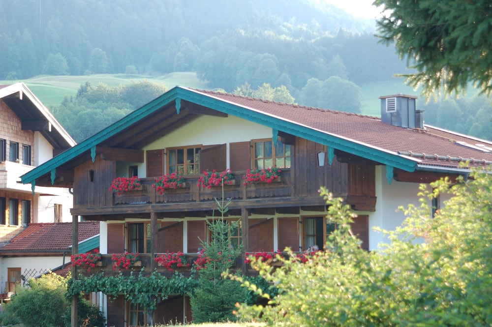 Landhotel Maiergschwendt By Deva 2/50