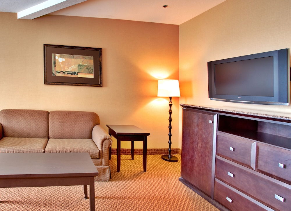 Holiday Inn Express La Mesa Near SDSU 43/72