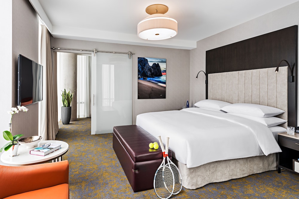 Hotel X Toronto by Library Hotel Collection 16/63