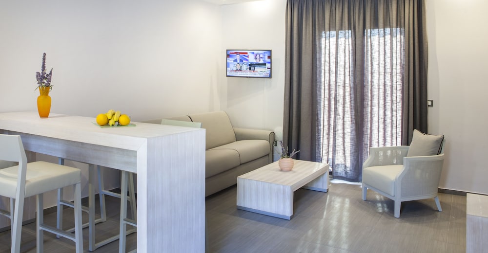 AQUA OLIVA RESORT 42/71