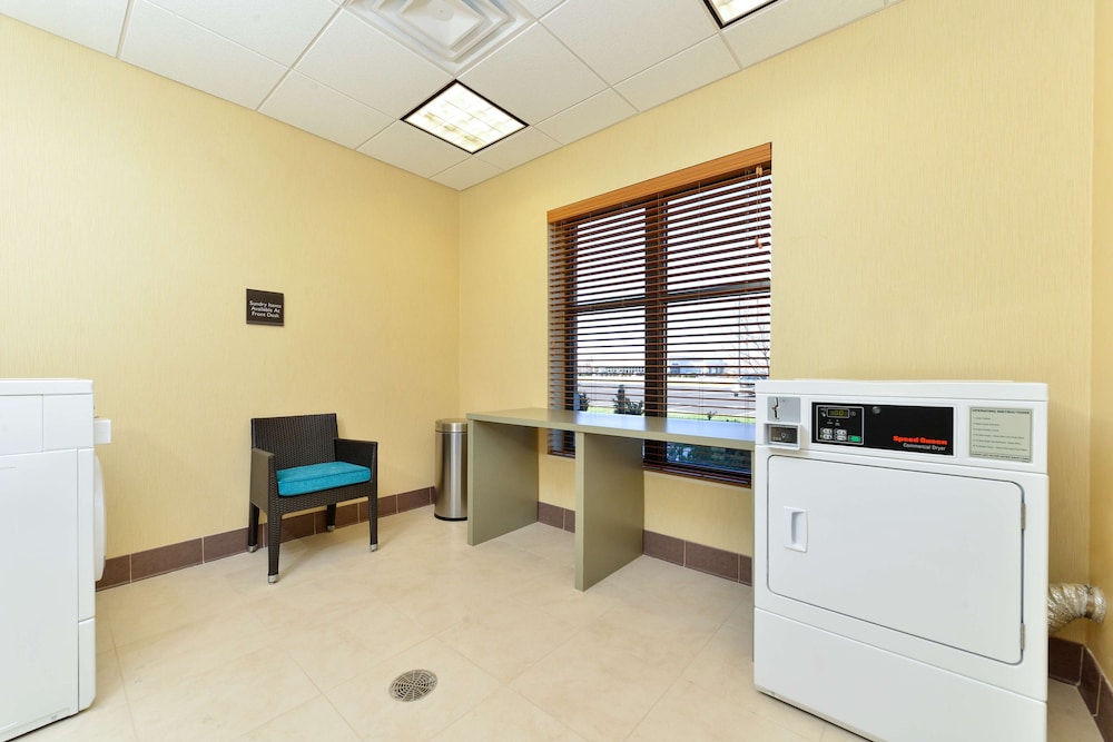 Hilton Garden Inn Cincinnati/West Chester 65/81