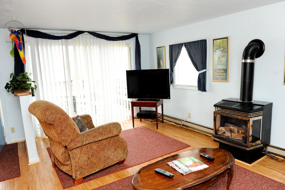 Clear Lake Resort 25/50