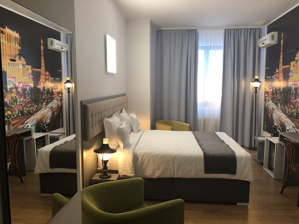Ambra Boutique Hotel And Bistro 28/68