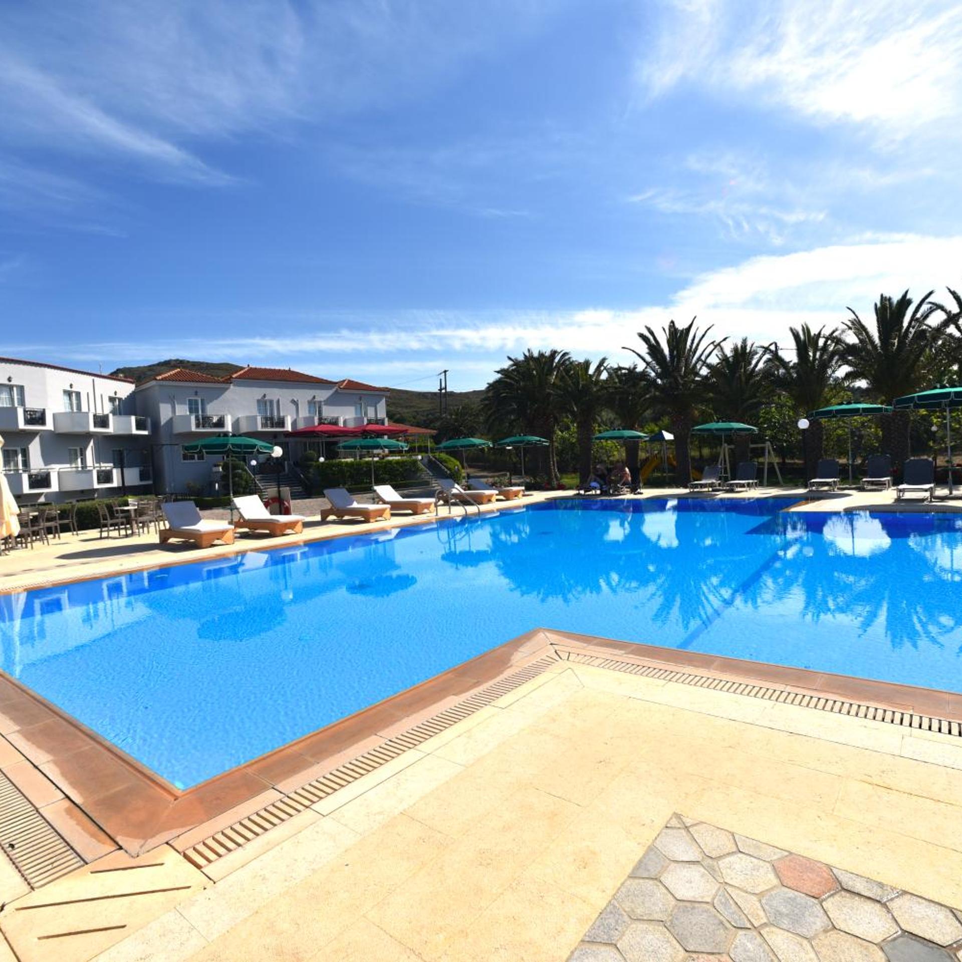 Bella Vista Hotel 76/78