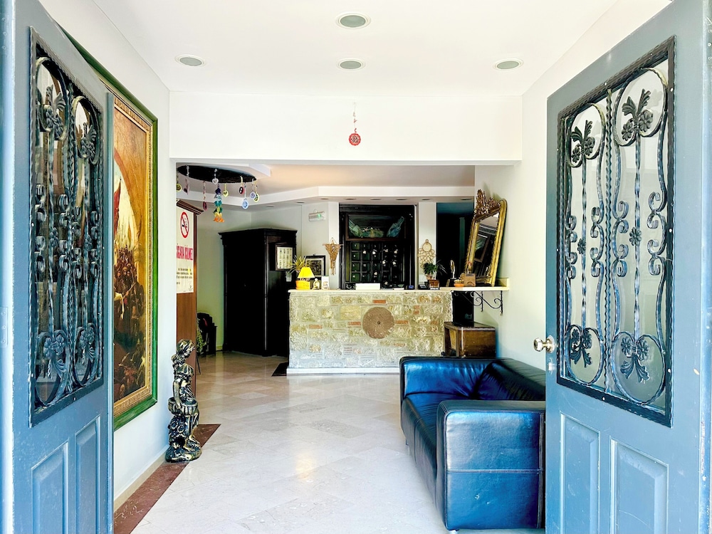 Lobby at Villa Anfora Otel, DATCA