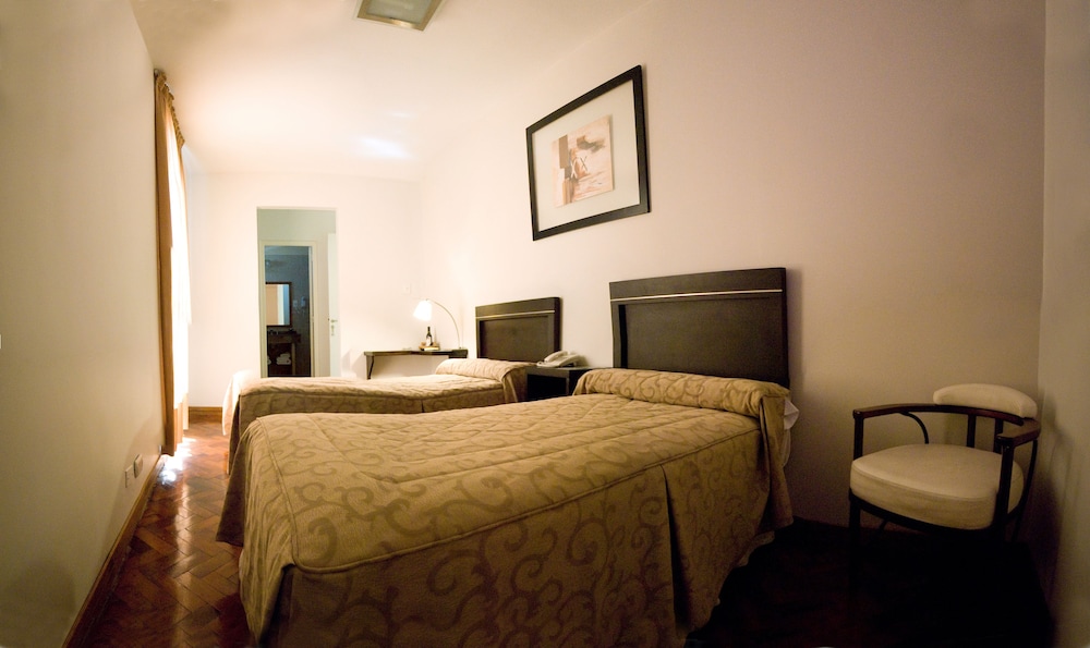 Albertina Hotel 6/31