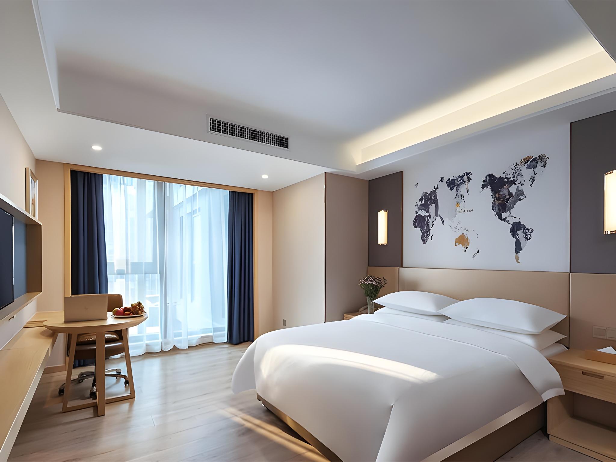 Vienna International Hotel (Nanjing South Railway Station South Square) 15/37